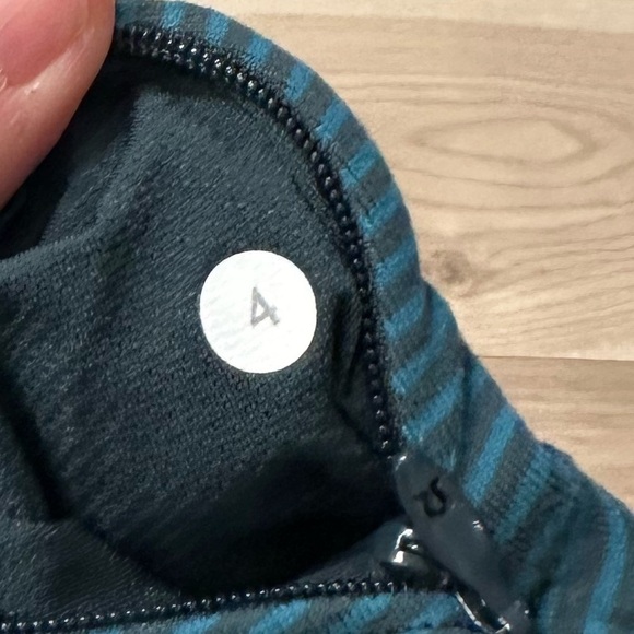 Lululemon Women’s Kanto Catch Me Long Sleeve Shirt - Picture 4 of 9